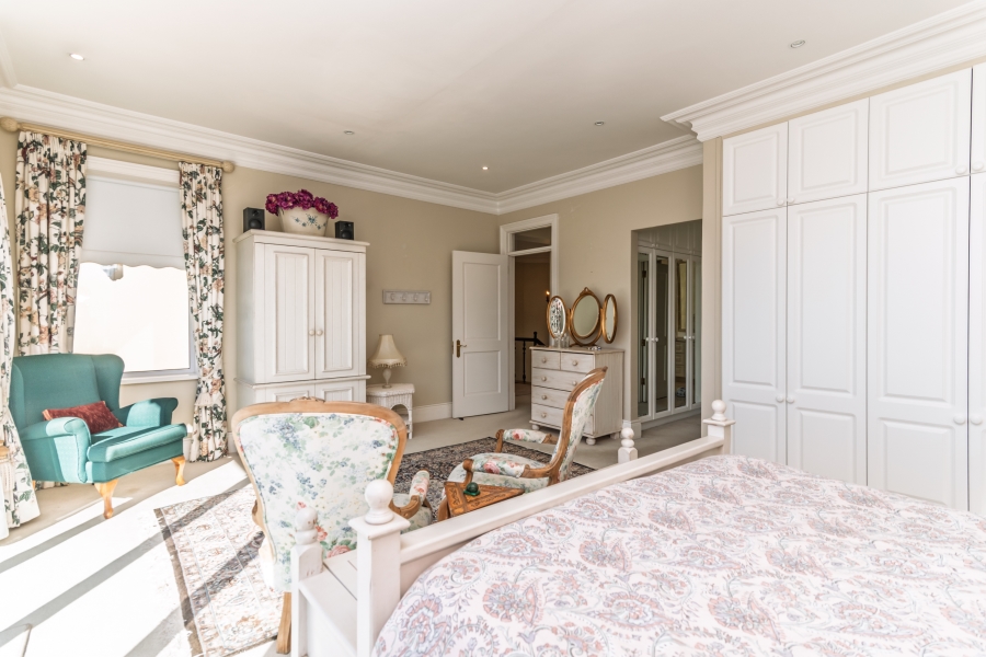 4 Bedroom Property for Sale in Fish Hoek Western Cape